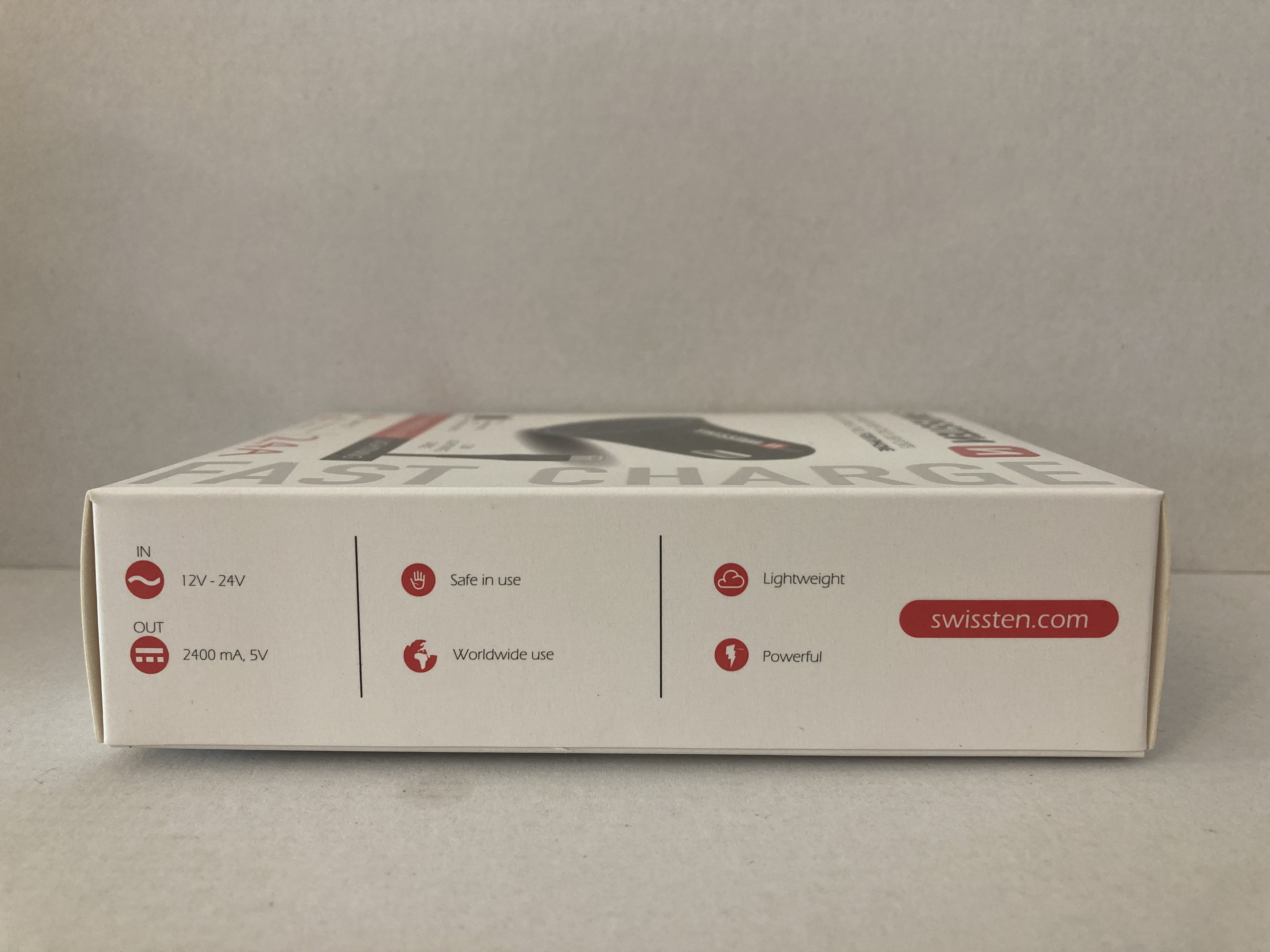 autonabíječka SWISSTEN 2,4A 2xUSB + kabel lightning 1,2m