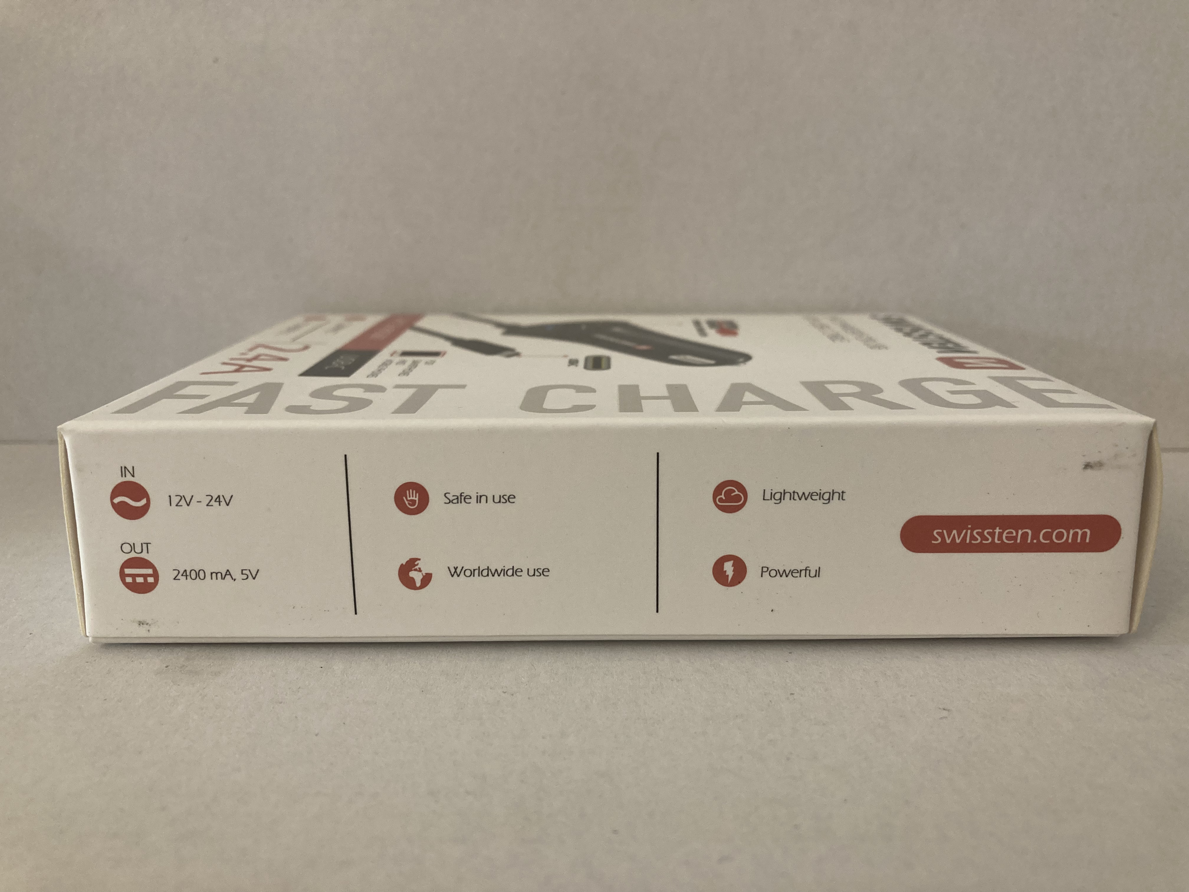 autonabíječka SWISSTEN CAR CHARGER USB-C 2,4A 1xUSB a kabel USB-C