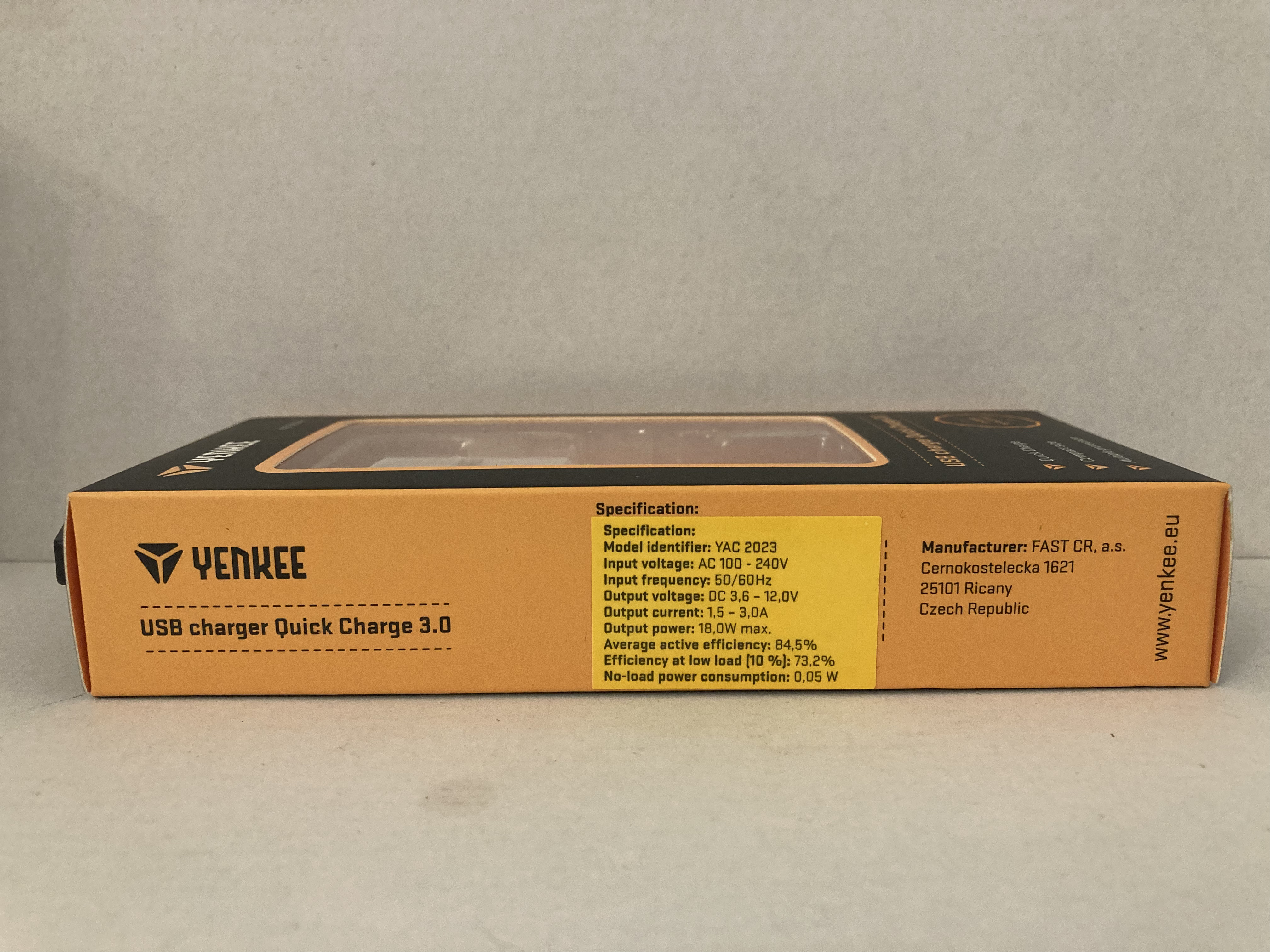 nabíječka YENKEE YAC 2023WH 18W